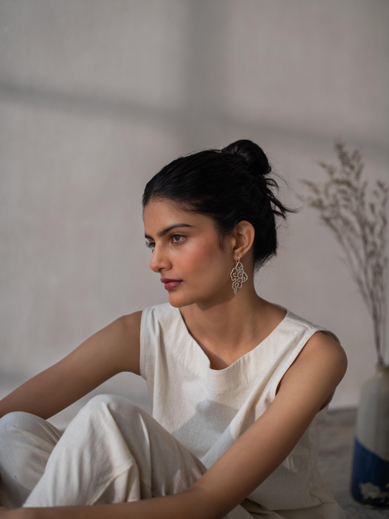 Sleeveless Ivory Khadi Top for Women – Womens Top on Brown Living™. SKU: DCSS25T02S. Img 2.