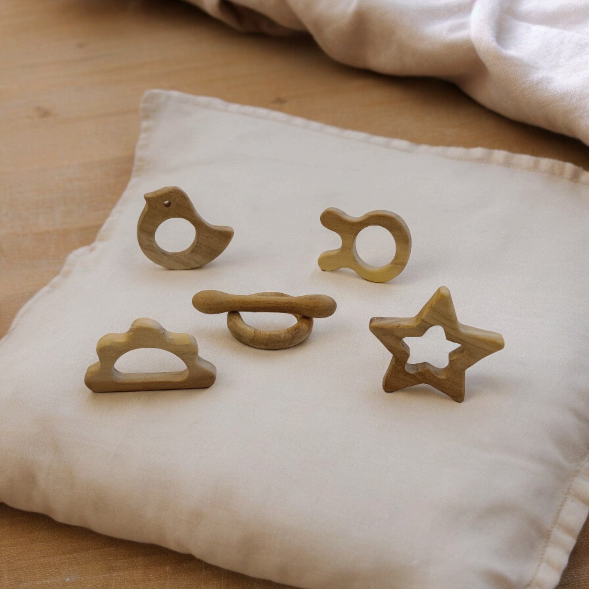 Soothing Teethers Made From Pure Neem Wood For Babies – Baby Teethers & Soothers on Brown Living™. SKU: T_STR-CLD-DV-BNY-DBL-RNG. Img 5.