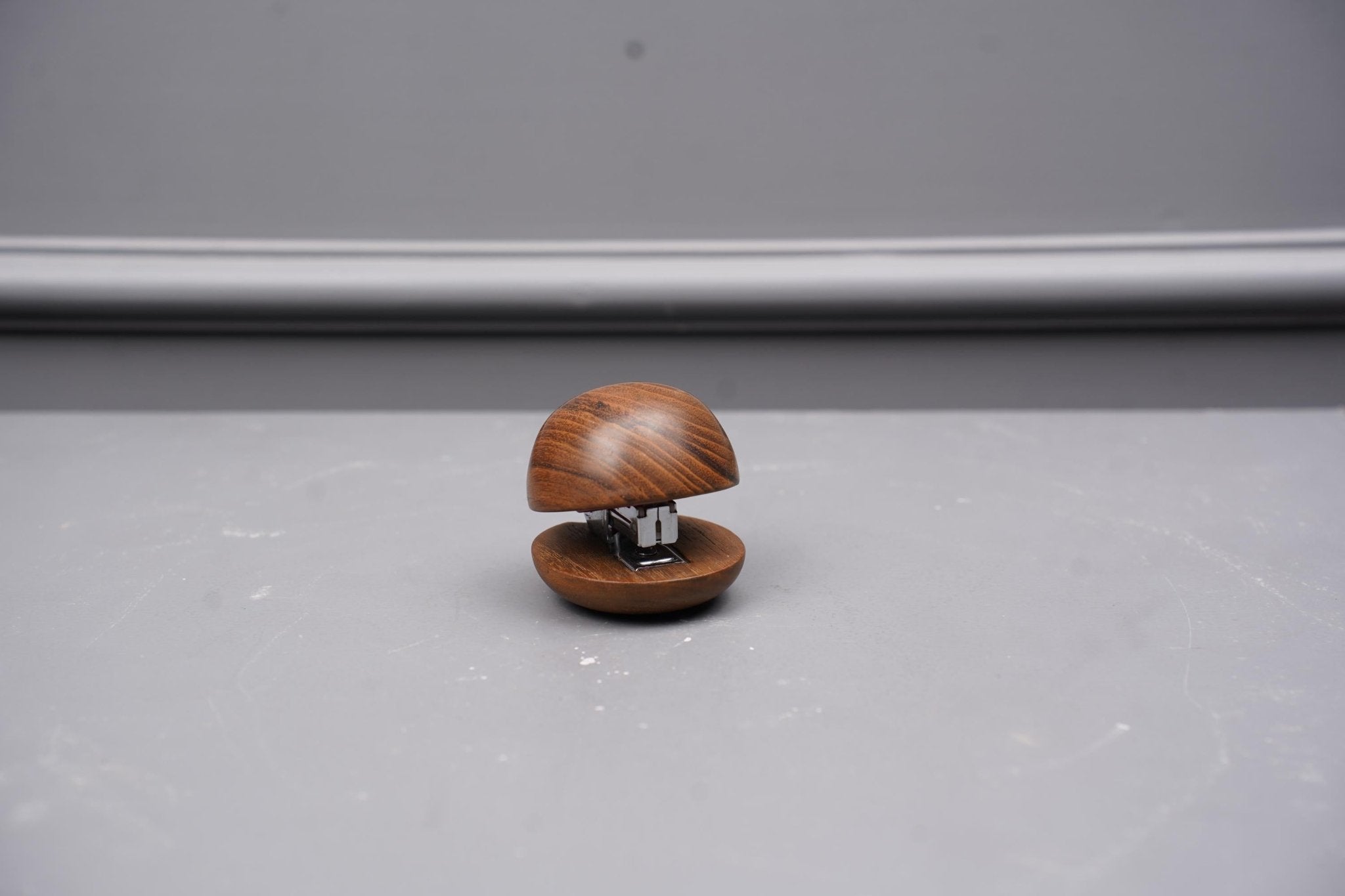 Stapler | Compact Desk Stapler for Office & Home – Home & Garden on Brown Living™. SKU: WRS. Img 13.