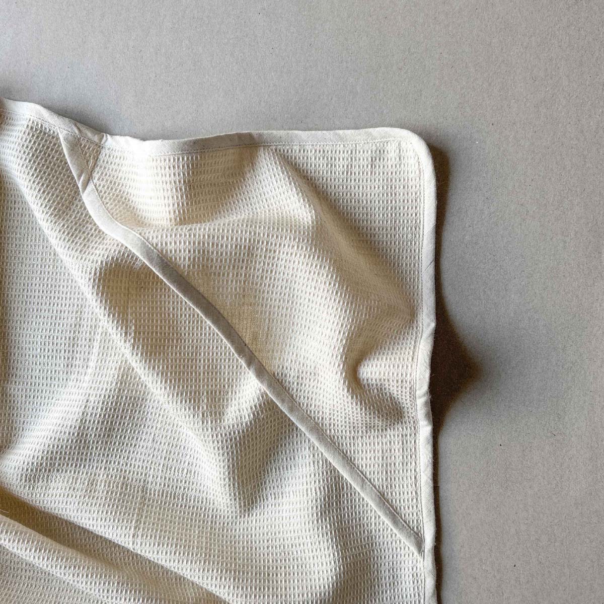 Super Soak - Indigenous Organic Cotton Hooded Bath Towel – Towel on Brown Living™. SKU: AGHOSS-IOCHBT. Img 1.