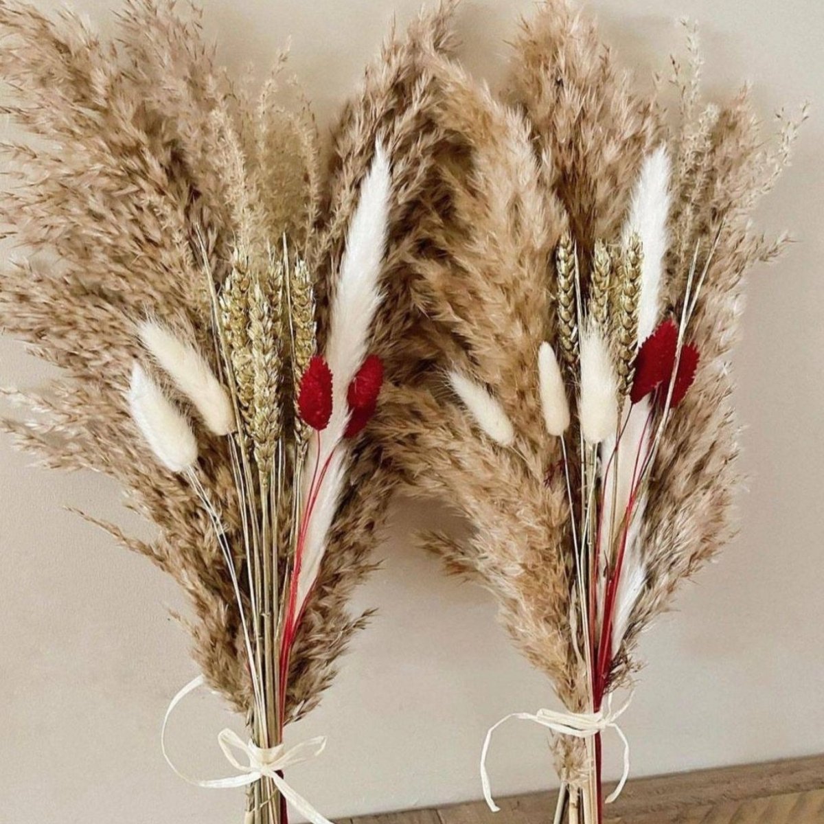 Dried Flower Festive Bunch – Decor & Artefacts on Brown Living™. SKU: 283. Img 3.