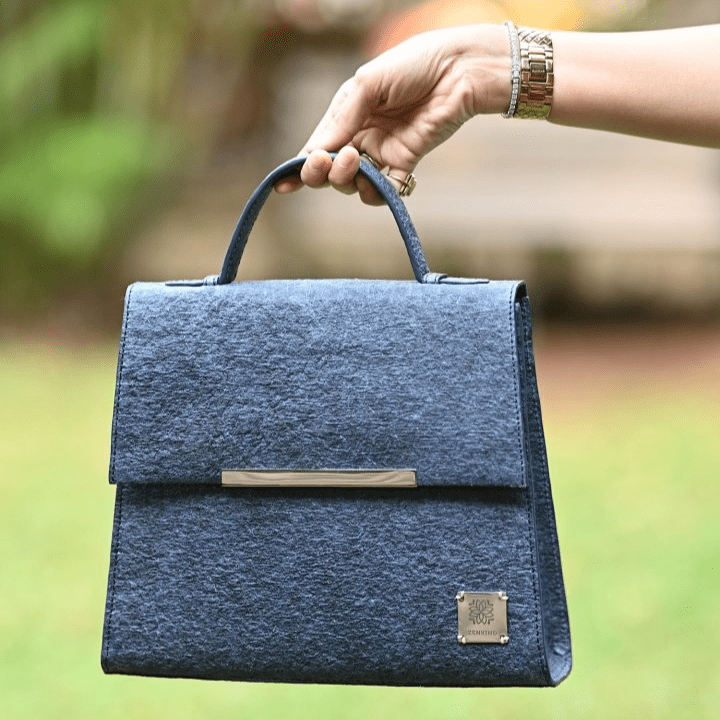 Natural City Chic Bag | Made of coconut leather – Womens Handbag on Brown Living™. SKU: ZK11/SDB - 1149_24BL11938. Img 1.