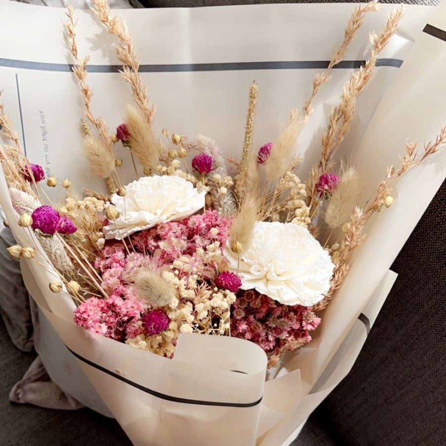 Naturally Dried Marshmallow Bunch – Decor & Artefacts on Brown Living™. SKU: D - 34. Img 1.