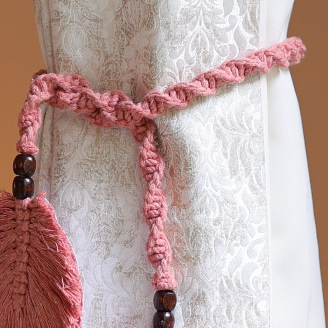 Peach Macrame Leaf Curtain Ties – Curtain Holdbacks & Tassels on Brown Living™. SKU: SAR149. Img 9.