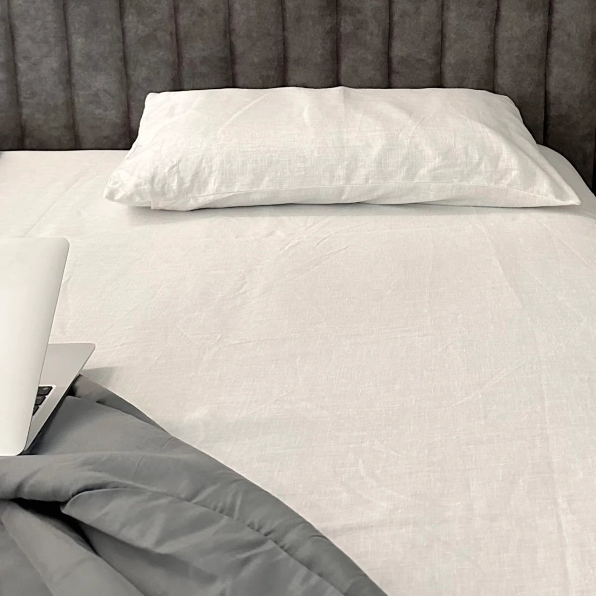Shwet - Pure White Hemp Bedsheet Set | Verified Sustainable by Brown Living™