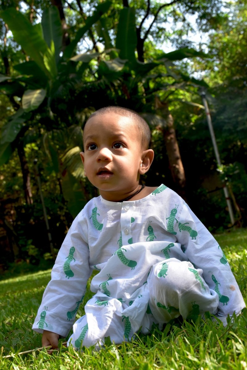Taily Caterpillar - Unisex Infant Cotton Nightwear – Kids Onesies on Brown Living™. SKU: MITHIC - 0613042. Img 4.