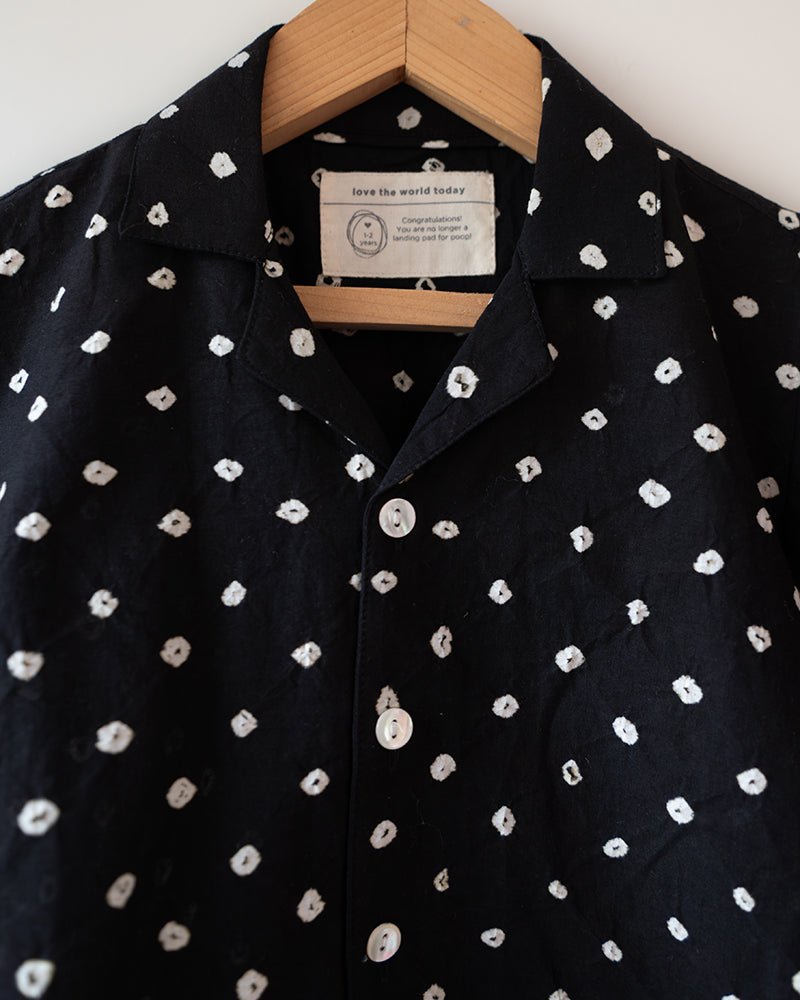 Tara Cotton Black Bandhani Half Sleeve Shirt – Kids Ethnic Sets by Love The World Today available on Brown Living™. 6 - 12 M . SKU: C34B6BS612. Img 4.