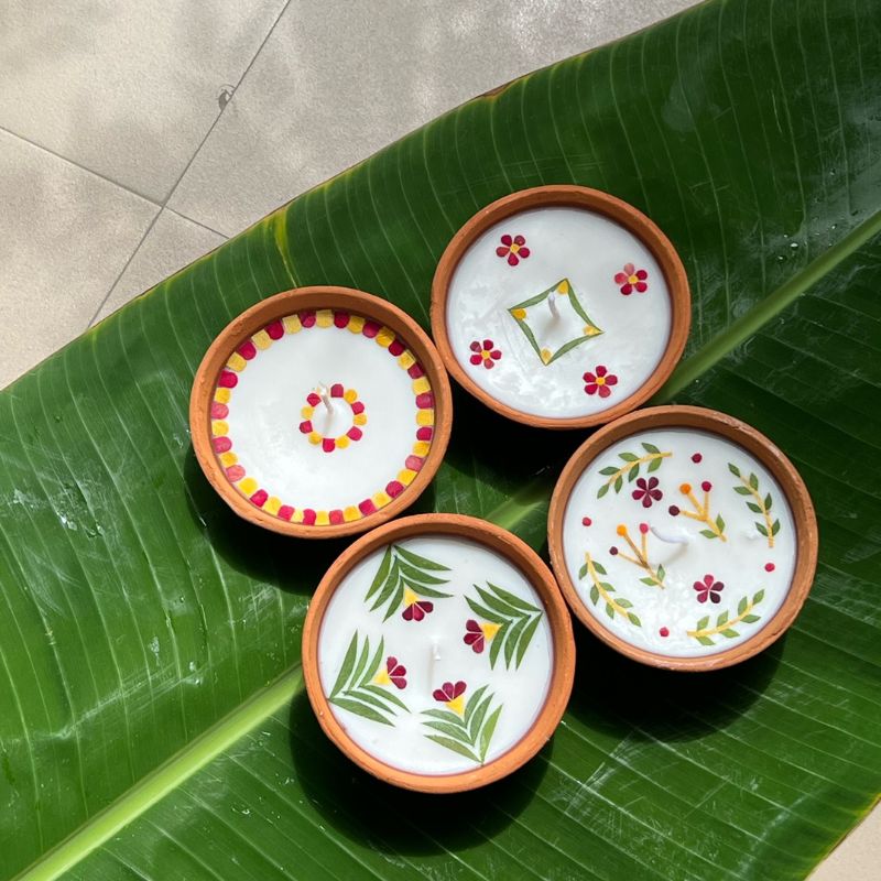 Terracotta Diyas - Medium set of 4 – Candles & Fragrances on Brown Living™. SKU: GRDYA03. Img 1.