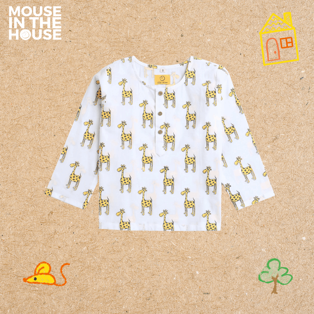 The Curious Giraffe - Unisex Kids Cotton Nightwear – Kids Pyjamas on Brown Living™. SKU: MITHNW-001-1. Img 3.