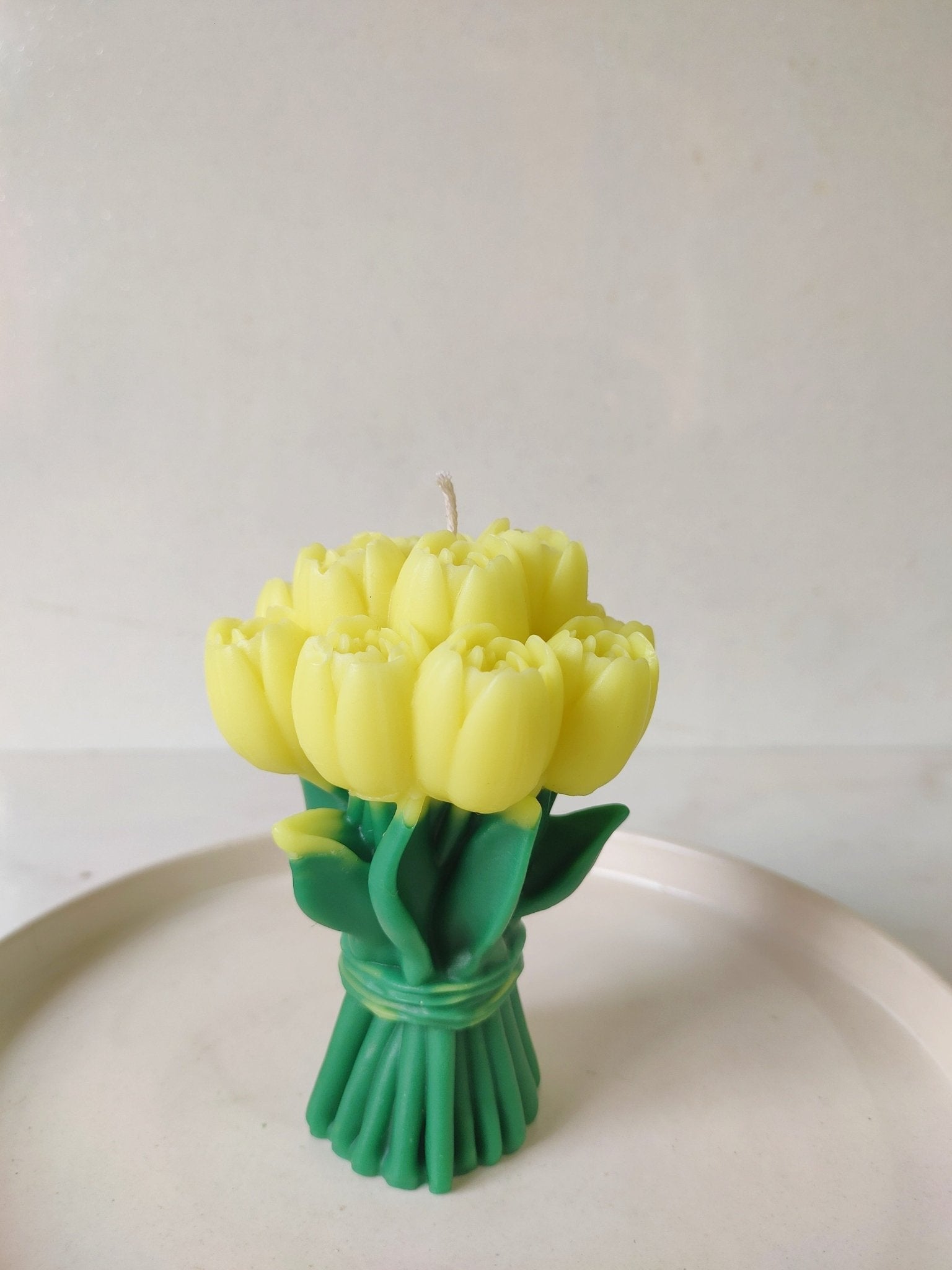 Tulip Bouquet Soy Wax Candle | Handcrafted Floral Scented Candle – Candles & Fragrances on Brown Living™. SKU: BTBC001-001. Img 6.