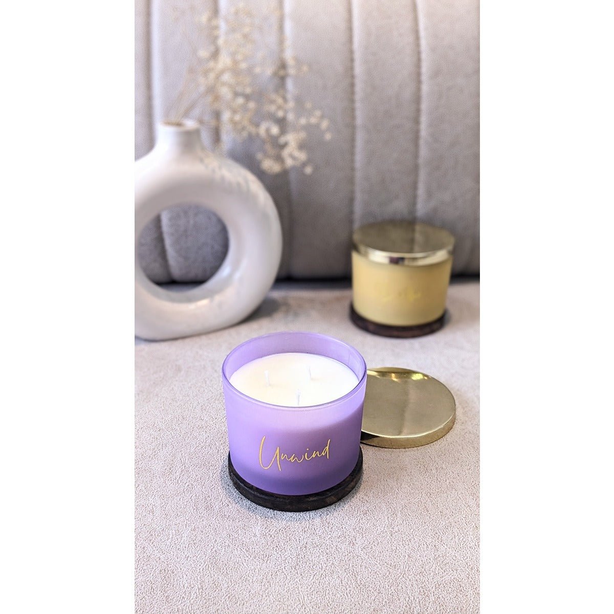 Unwind Aroma Candle | Handcrafted Soy Wax Candle for Relaxation – Candles & Fragrances on Brown Living™. SKU: SSAS-157LAVR. Img 2.