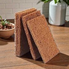 Utensil Scrubbers - Coconut Coir Square – Cleaning Products on Brown Living™. SKU: OECR008a. Img 3.