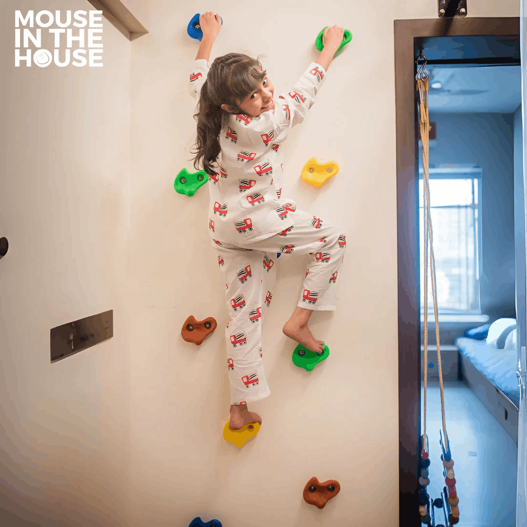 Whirly Cement Mixer - Unisex Kids Cotton Nightwear – Kids Pyjamas on Brown Living™. SKU: MITHNW-022-1. Img 3.