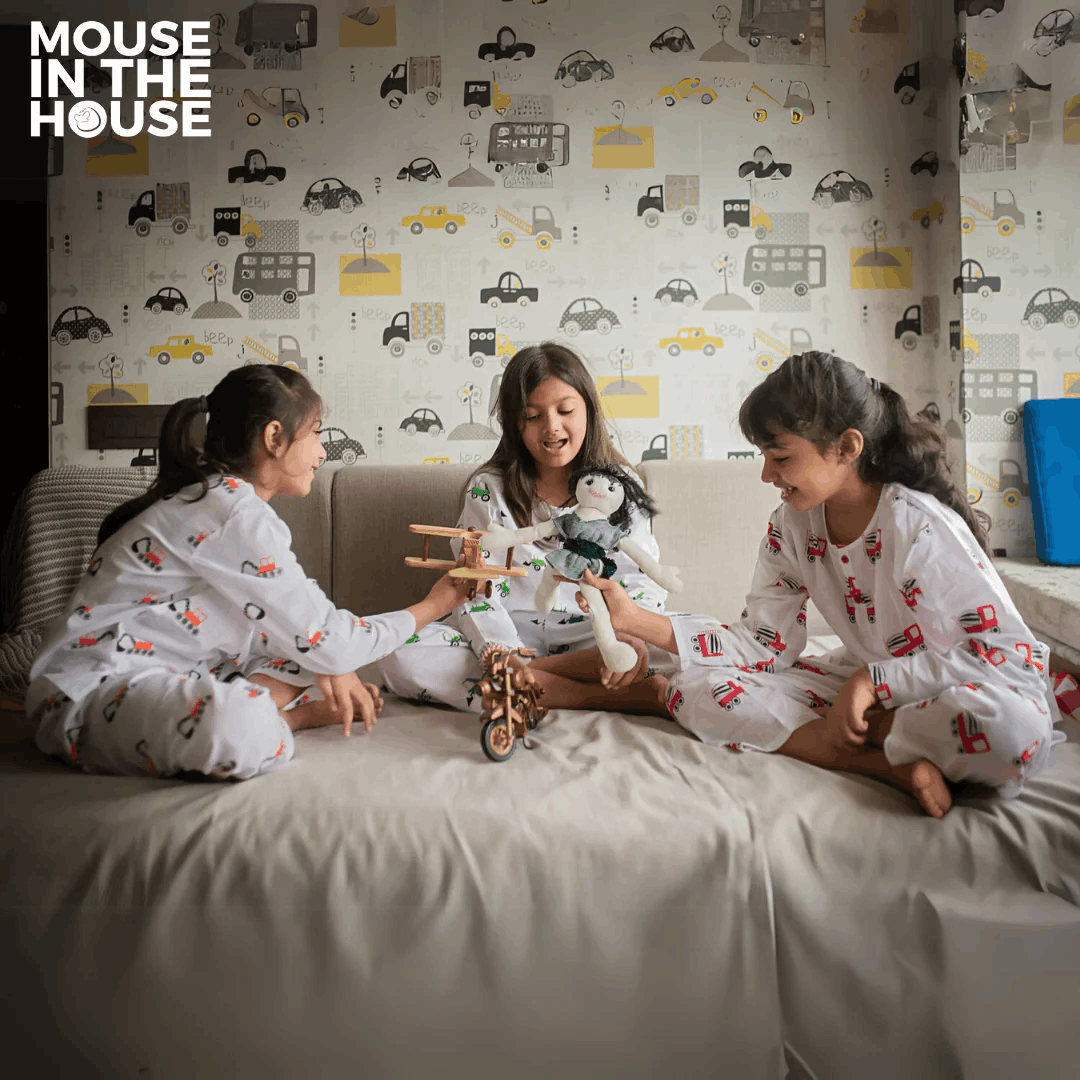 Whirly Cement Mixer - Unisex Kids Cotton Nightwear – Kids Pyjamas on Brown Living™. SKU: MITHNW-022-1. Img 8.