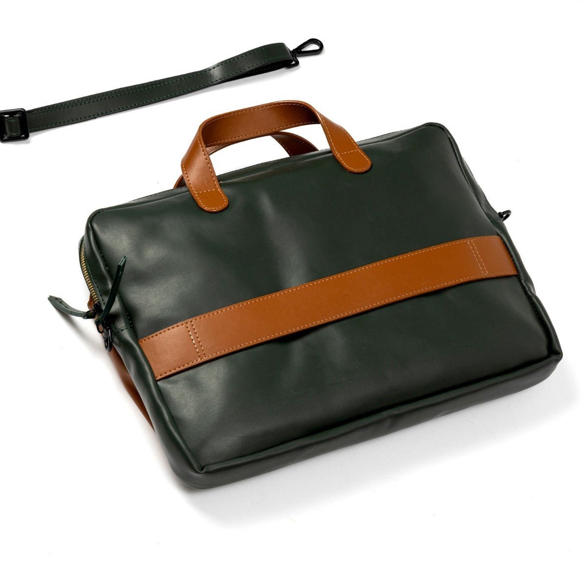 Willow Vegan Leather Laptop Sleeve - Black – Laptop Sleeve on Brown Living™. SKU: LSGH2025_5003n. Img 10.