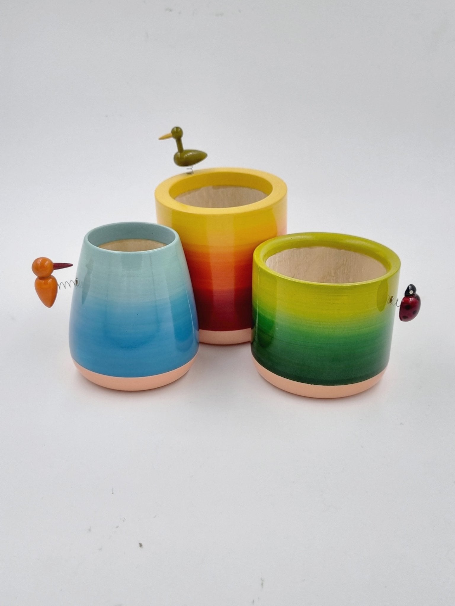 Wooden Painted Pen Stand with Woodpecker – Art & Craft Supplies on Brown Living™. SKU: CD-WOO-CUT-HER. Img 2.