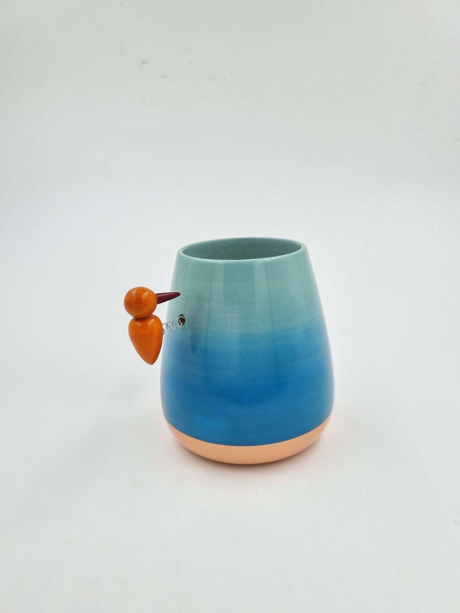 Wooden Painted Pen Stand with Woodpecker – Art & Craft Supplies on Brown Living™. SKU: CD-WOO-CUT-HER. Img 4.