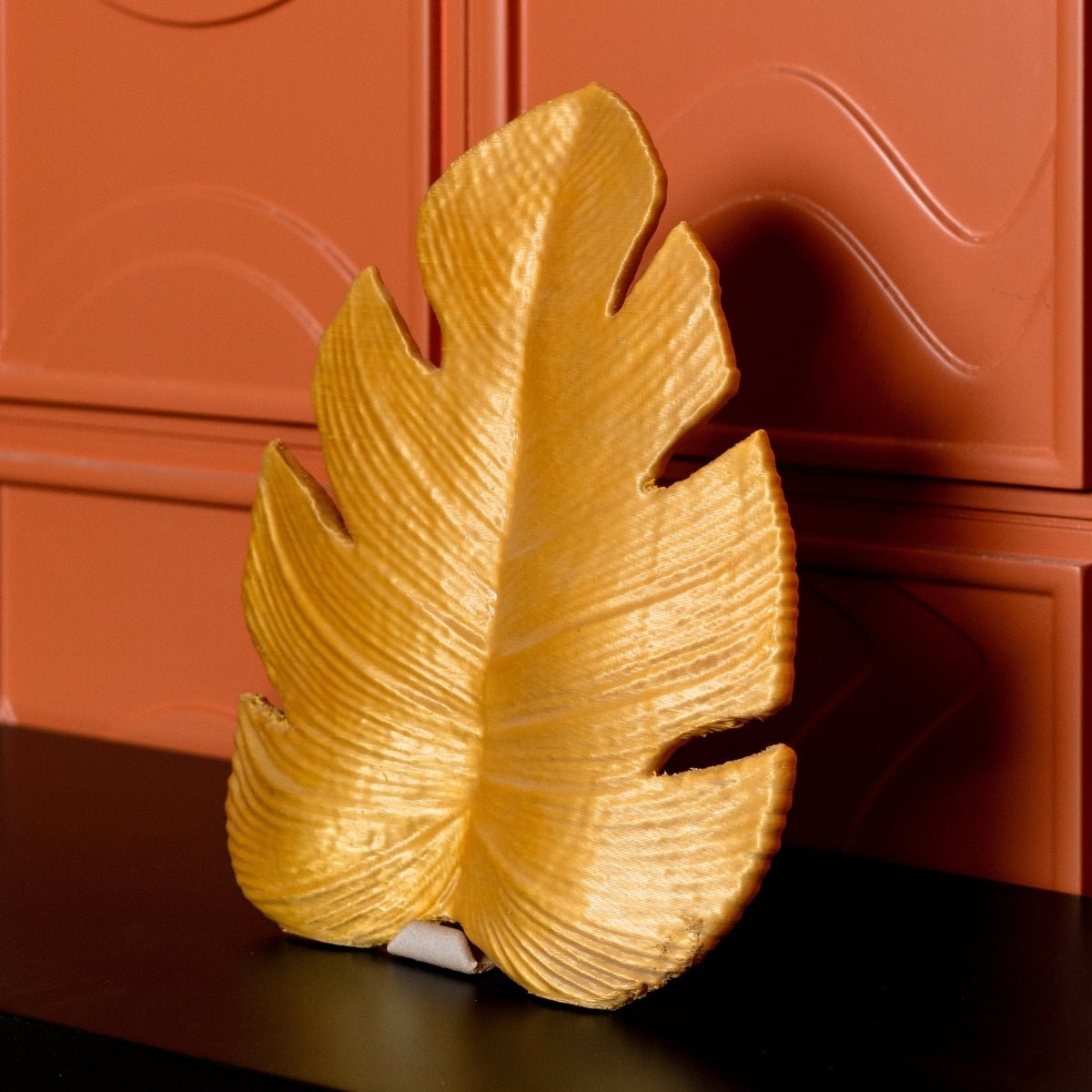 Worthy Lilac Plant - Based Light Gold Tray – Home Decor on Brown Living™. SKU: WOLIEDPLLOA024. Img 1.