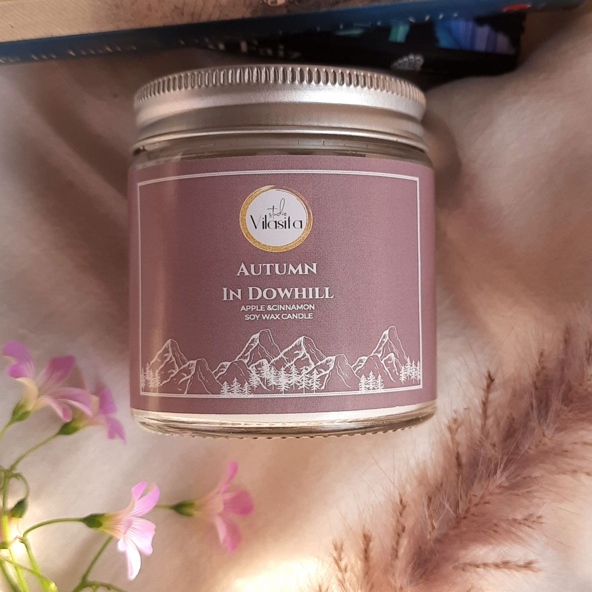 Autumn in Dowhill - Apple Cinnamon Soywax Candle – Candles & Fragrances on Brown Living™. SKU: AUTM60. Img 1.
