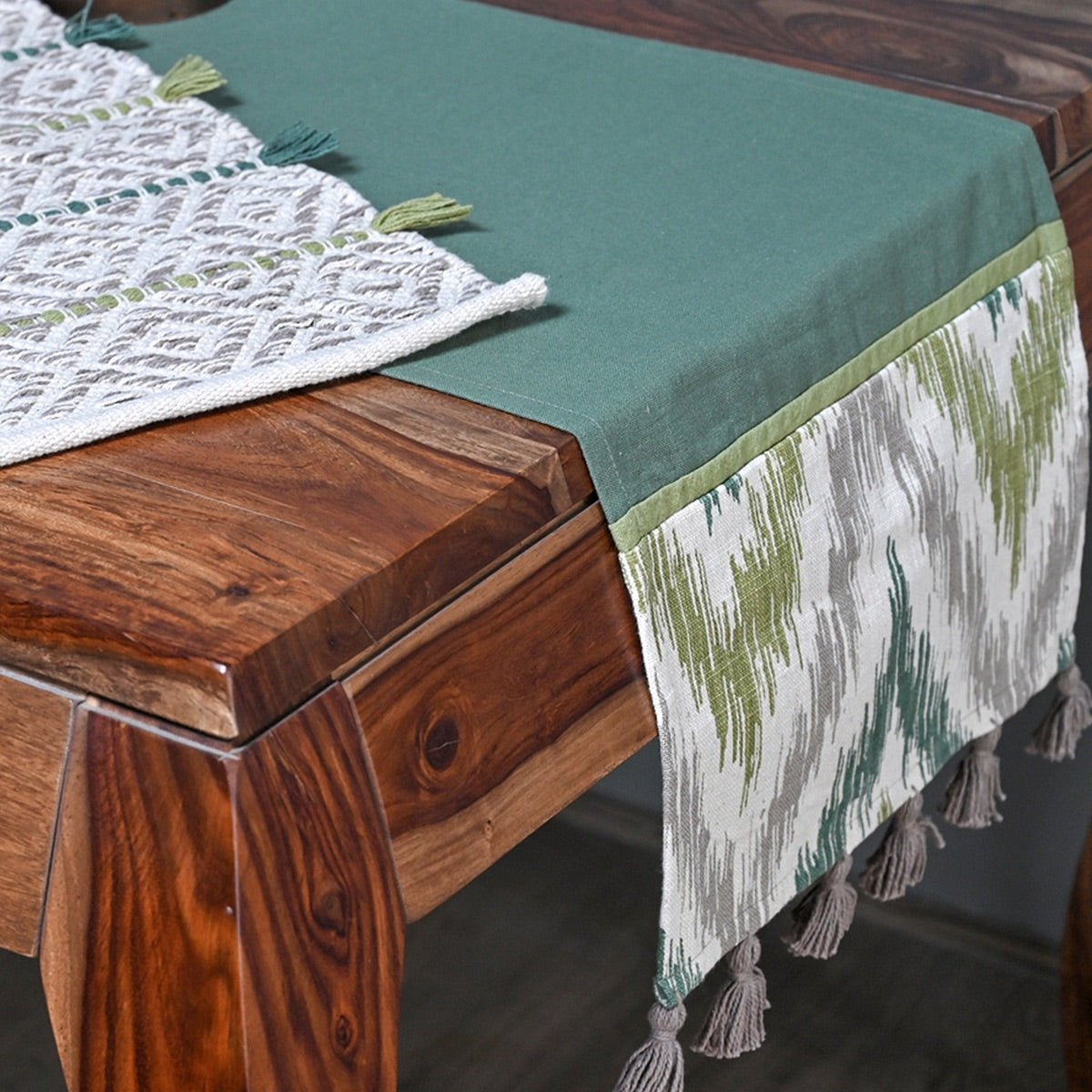 Back To Nature Cotton Table Runner – Table Linens on Brown Living™. SKU: TGW160028. Img 1.