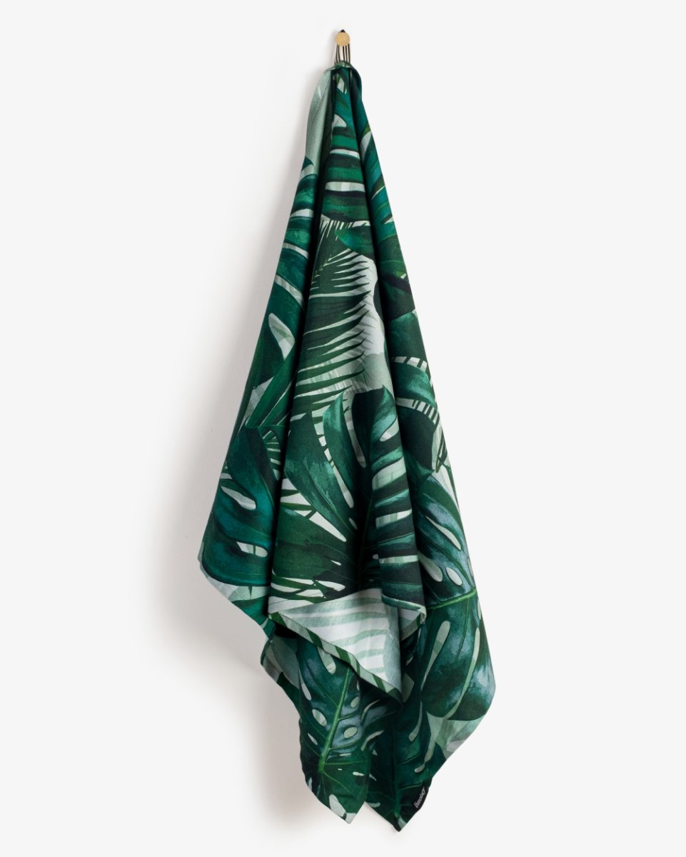Bamboo & Cotton Blend Printed Beach Towel | Tropical Lust – Bath Linens on Brown Living™. SKU: PBT010. Img 4.
