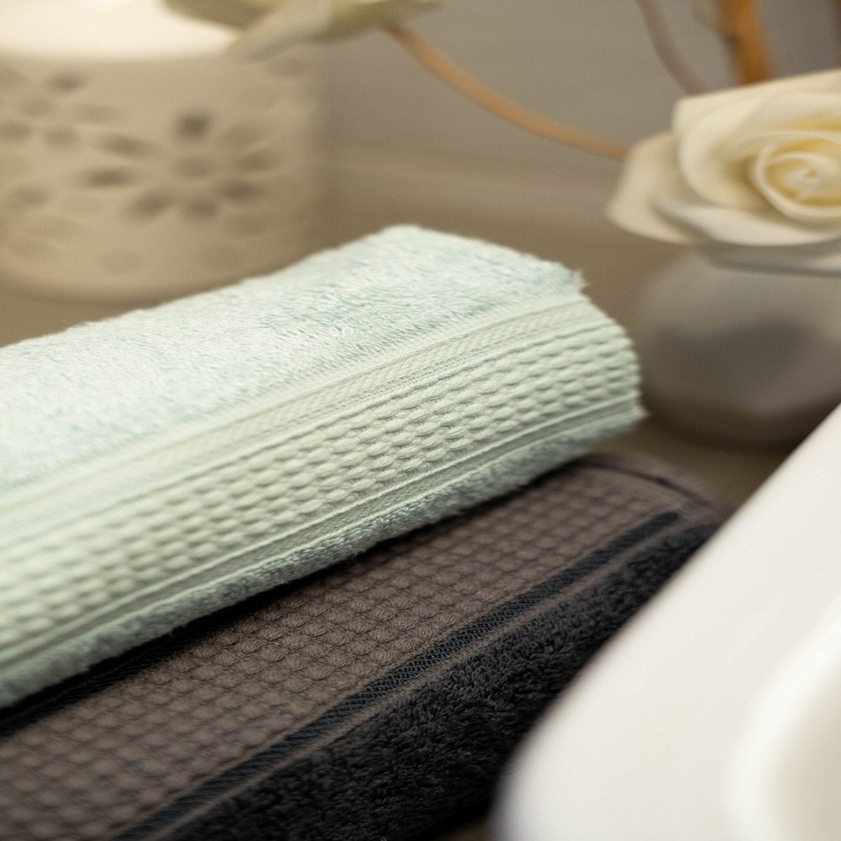 Bamboo Hand Towel - Fresh Teal | Verified Sustainable by Brown Living™