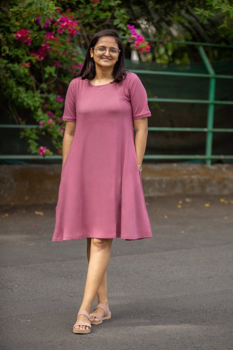 Organic cotton rolled-sleeve T-shirt dress