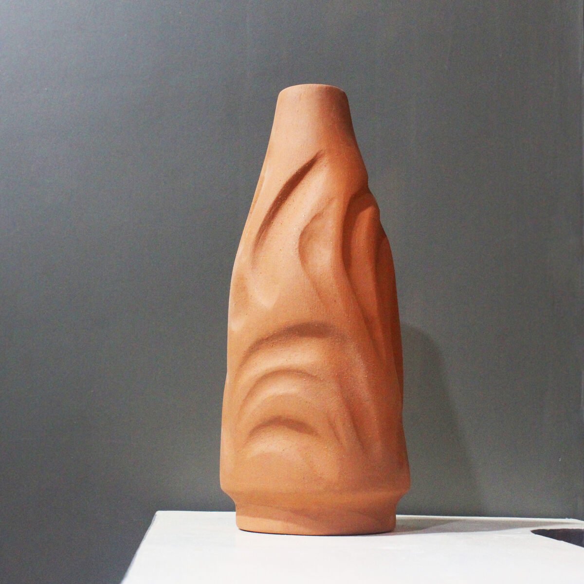 Bot Short Profiled Terracotta Flower Vase – Decor & Artefacts on Brown Living™. SKU: VS - BOT/SHT. Img 3.