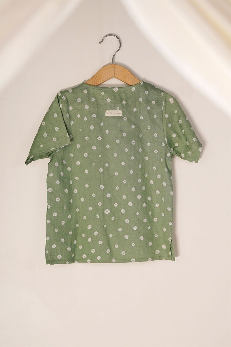 Chuck A Wobbly' Unisex Bandhani Parsi Jhabla T-Shirt In Sea Green | Verified Sustainable by Brown Living™