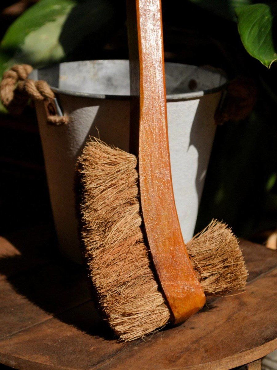 Coconut Coir Double Hockey Toilet Brush – Cleaning Products on Brown Living™. SKU: 076 - 16003 - AS - CCTB - 001 - 169. Img 2.