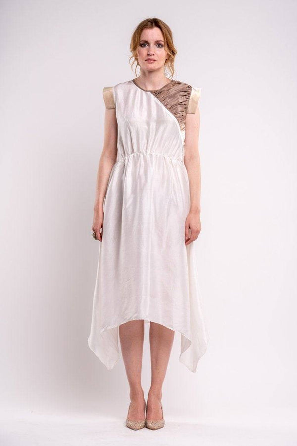 Buy Datsuzoku oak dress | Shop Verified Sustainable Womens Dress on Brown Living™