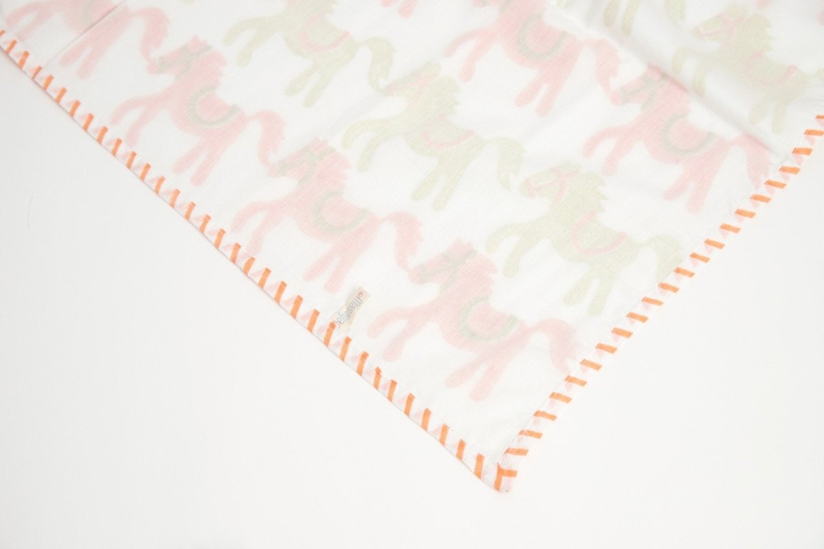 Dohar - I Am Going To The Circus - Peach – Bed Linens on Brown Living™. SKU: 249 - 2907 - 202 - MSY - CDB - 0031E - Peach. Img 14.