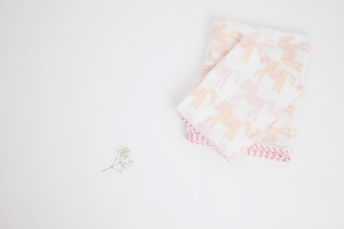 Dohar - I Am Going To The Circus - Pink – Bed Linens on Brown Living™. SKU: 249 - 16163 - MSY - CDB - 0031E - Pink. Img 8.