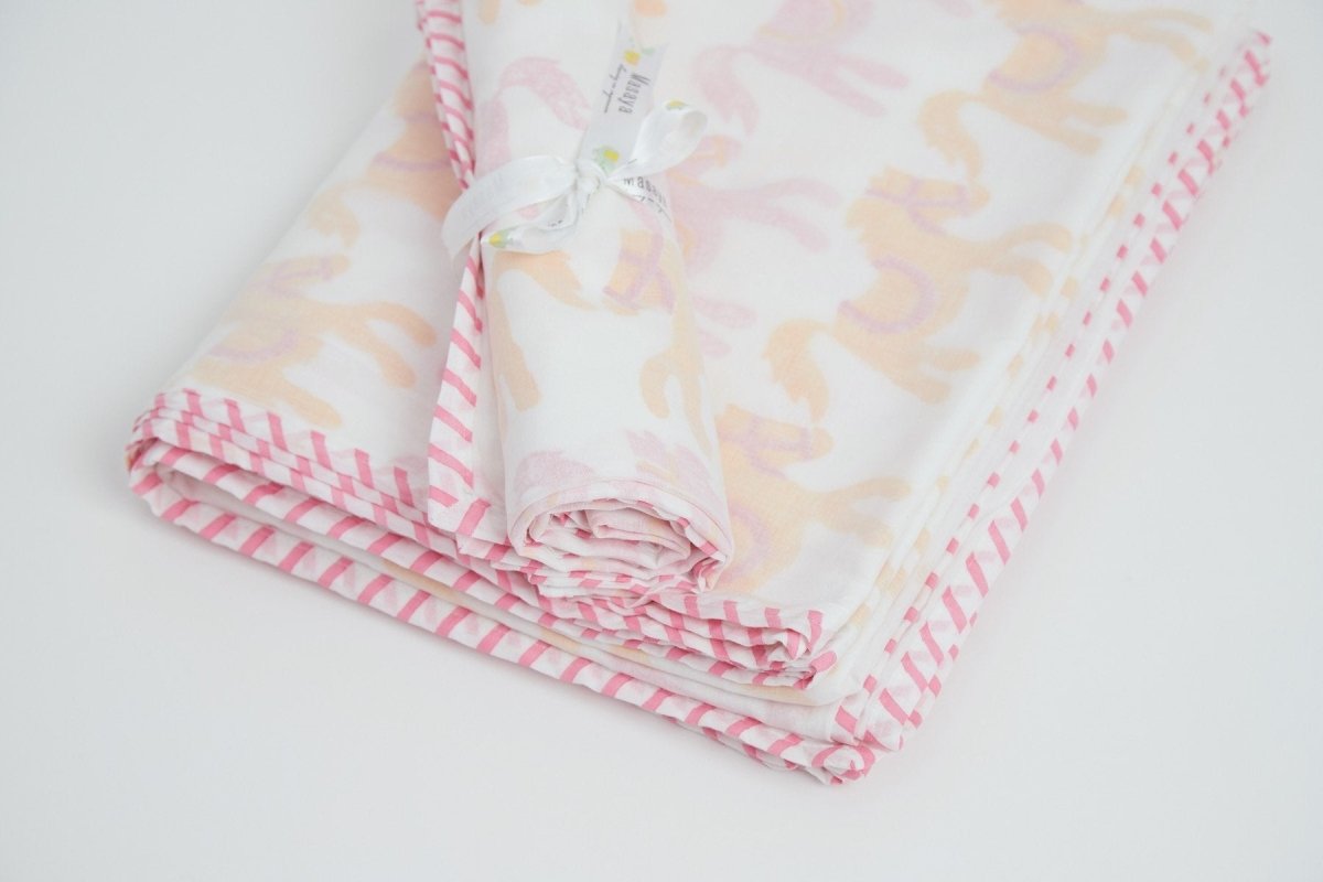 Dohar - I Am Going To The Circus - Pink – Bed Linens on Brown Living™. SKU: 249 - 16163 - MSY - CDB - 0031E - Pink. Img 12.