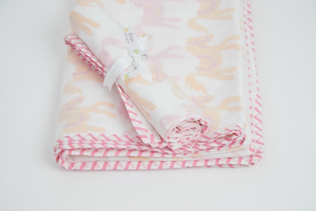 Dohar - I Am Going To The Circus - Pink – Bed Linens on Brown Living™. SKU: 249 - 16163 - MSY - CDB - 0031E - Pink. Img 11.