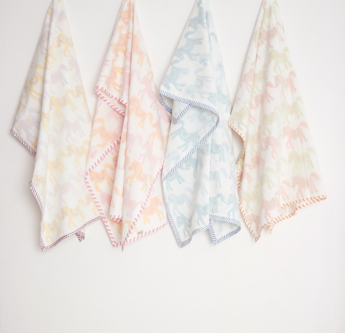 Dohar - I Am Going To The Circus - Teal – Bed Linens on Brown Living™. SKU: 249 - 16169 - MSY - CDB - 0031E - Teal. Img 14.