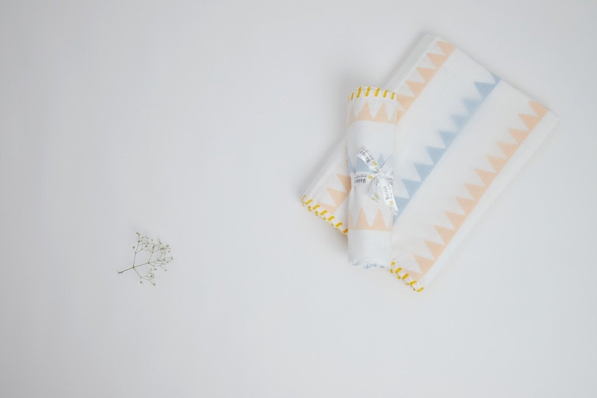 Dohar - My Best Gira Friend The Giraffe – Bed Linens on Brown Living™. SKU: 249 - 16103 - MSY - CDB - 0031A - BlueTri. Img 7.