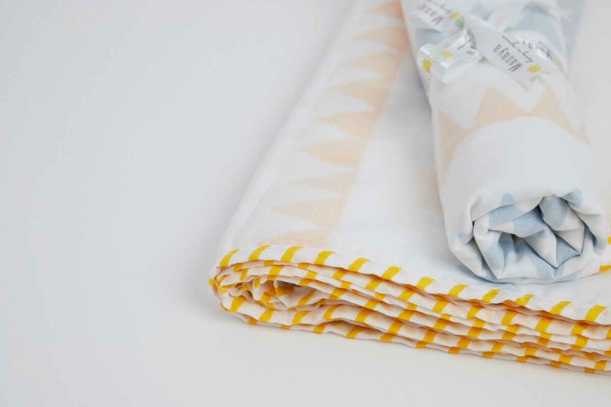 Dohar - My Best Gira Friend The Giraffe – Bed Linens on Brown Living™. SKU: 249 - 16103 - MSY - CDB - 0031A - BlueTri. Img 9.