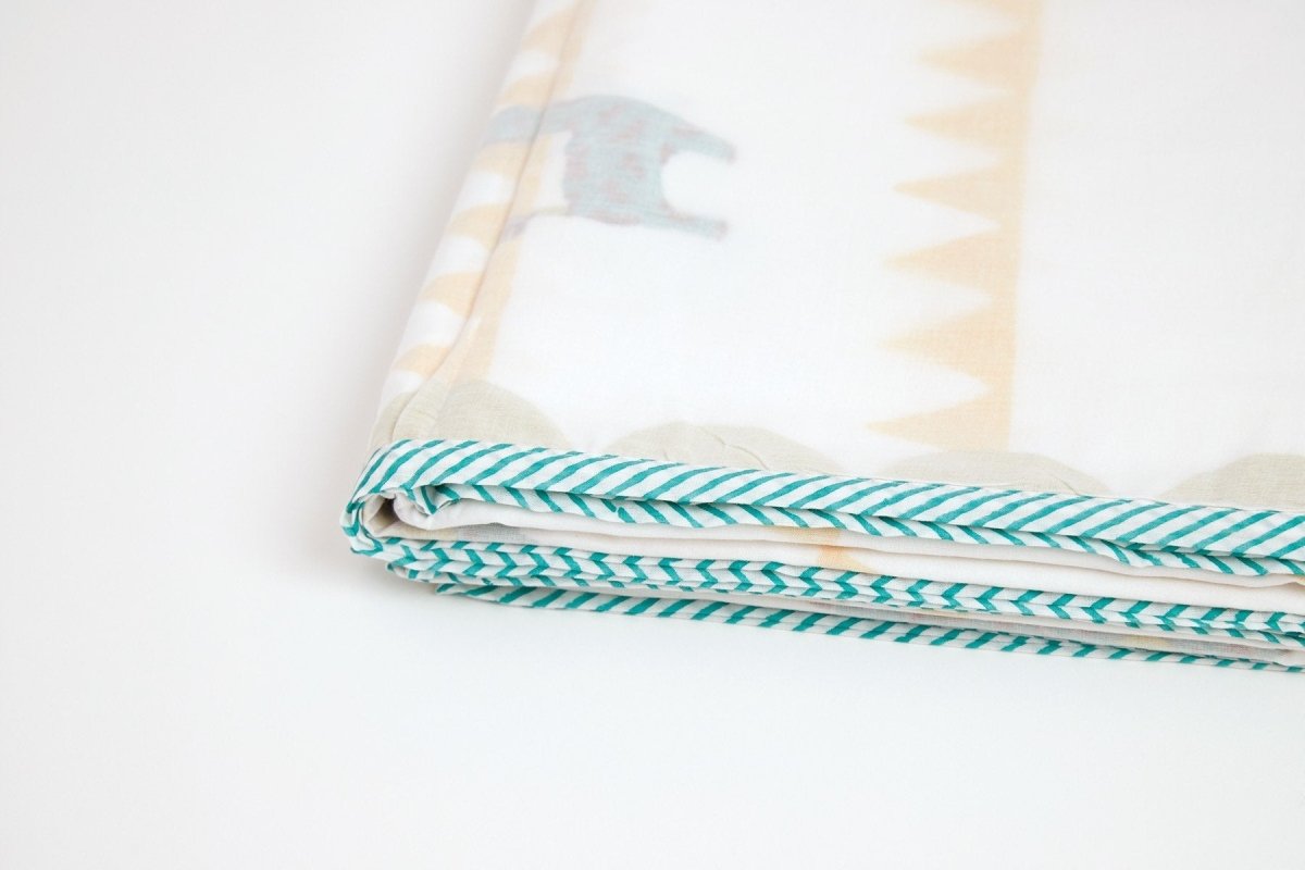 Dohar - My Best Gira Friend The Giraffe - Yellow – Bed Linens on Brown Living™. SKU: 249 - 16115 - MSY - CDB - 0031A - YellowTri. Img 7.