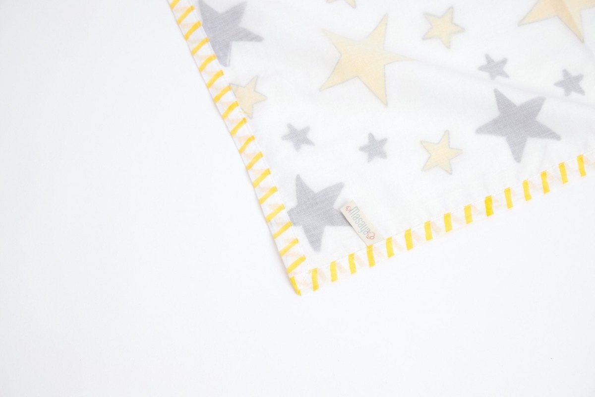Dohar - Superbaby Flies Over Town – Bed Linens on Brown Living™. SKU: 249 - 16139 - MSY - CDB - 0031C - Black. Img 9.