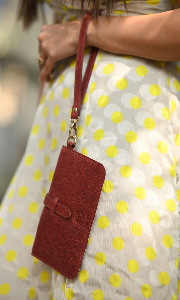 Double Sided Wrislet | Made of Coconut Leather – Mens Wallet on Brown Living™. SKU: ZK 13/SDW - 676_24BL11919. Img 3.