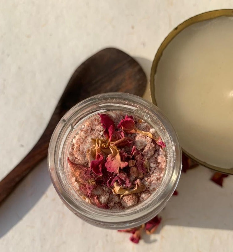 Gulbarg Rose and Hibiscus Face Mask – Face Cleanser on Brown Living™. SKU: AM1016. Img 2.
