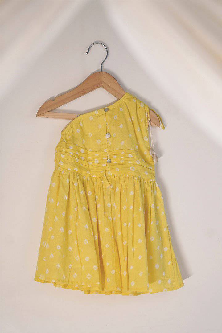 Head Over Heels' One Shoulder Bandhani Girls Dress In Yellow | Verified Sustainable by Brown Living™