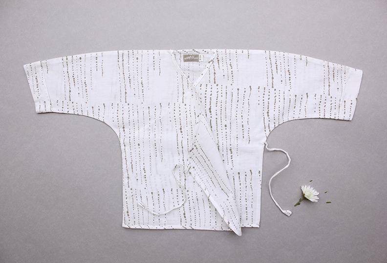 Humming Dots Summer Wrap – Kids Tops on Brown Living™. SKU: C1SWHDBG01NB. Img 2.