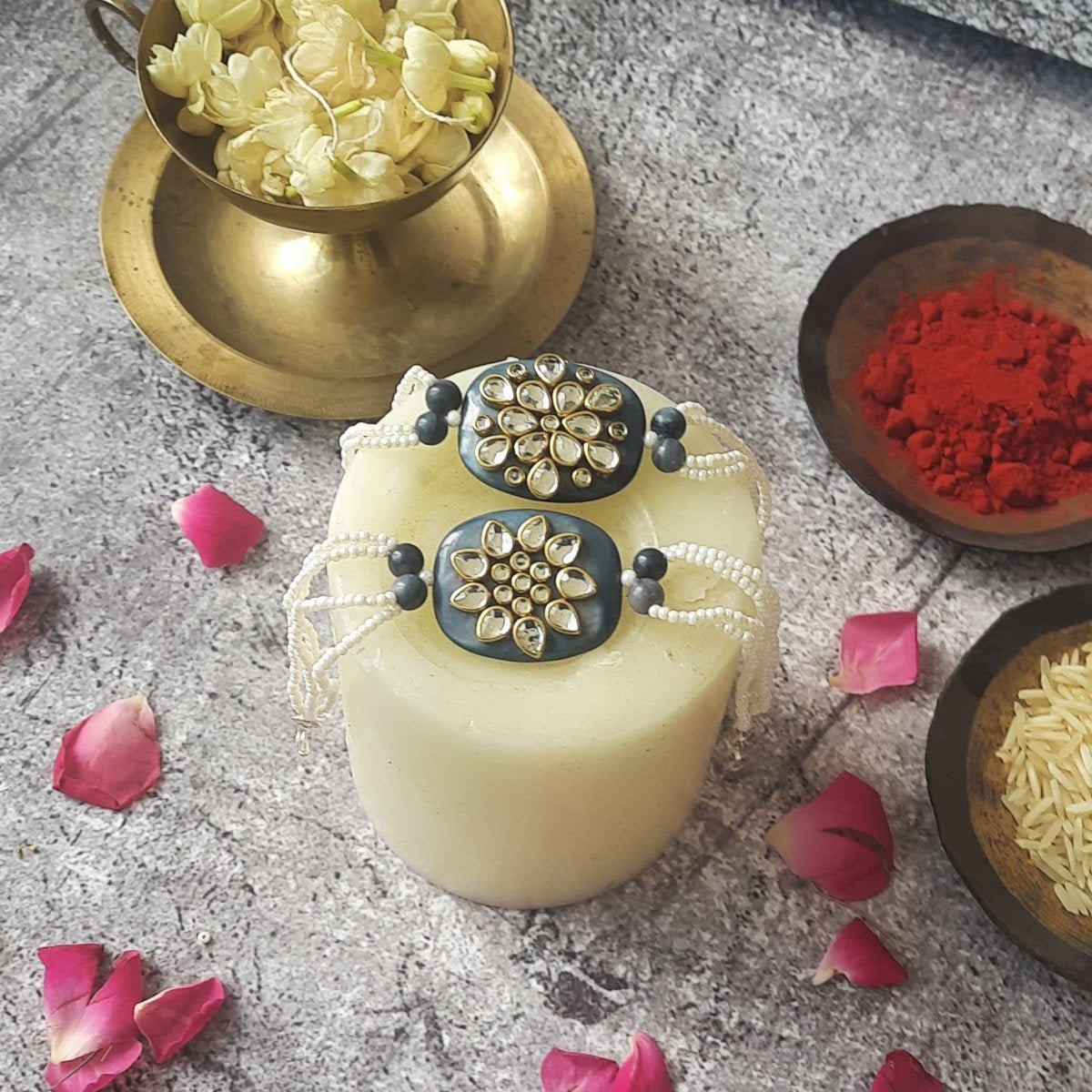 Kundan rakhi on semi - precious stone | Verified Sustainable by Brown Living™