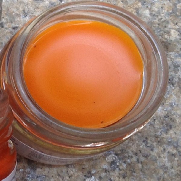 Lip Gloss - 25 g – Lip Balms on Brown Living™. SKU: SKUB14. Img 3.