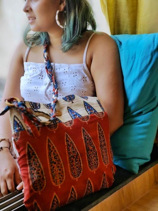 Maroon & Off - White Hand Block Printed Braided Ethnic Sling Bags – Tote Bag on Brown Living™. SKU: 076 - 16635 - AS - BPBG - 003. Img 3.