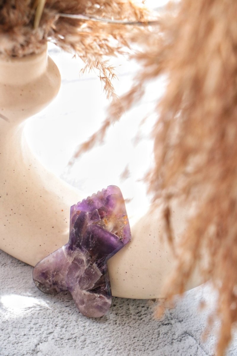 Mini Maestro Amethyst Gua Sha – Massager on Brown Living™. SKU: Lamina - 13. Img 2.