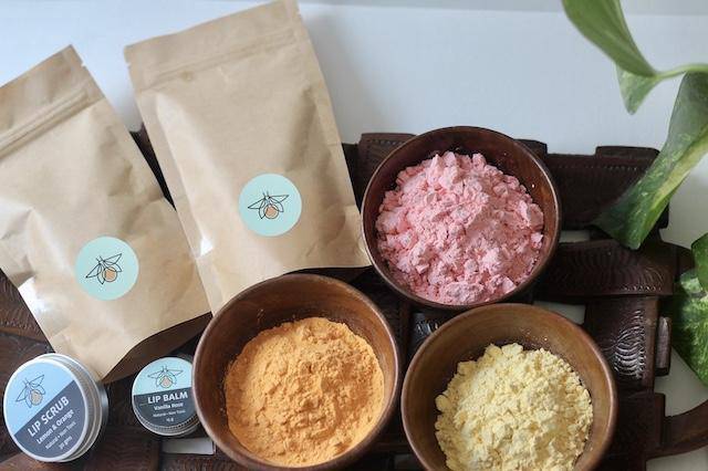 Natural Holi Aroma Colour Powder - 100 Grams – Religious Items on Brown Living™. SKU: 231 - 15850 - Hl - Cl - 2022 - P. Img 2.