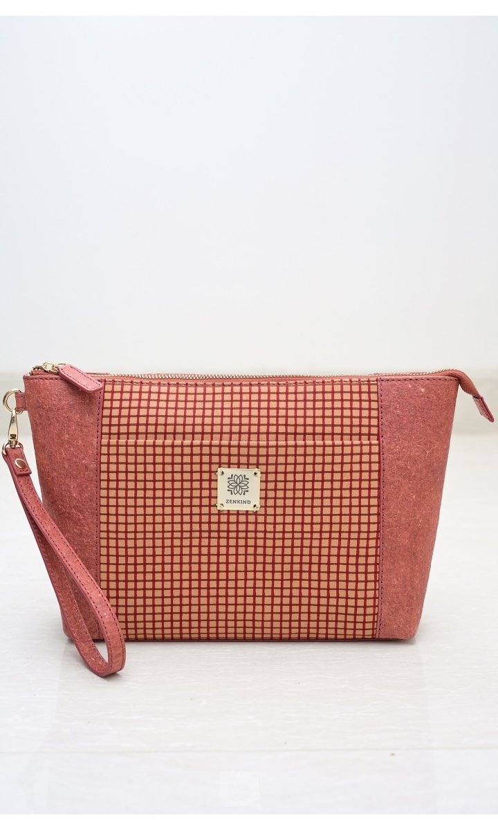 Natural Travel Kit | Made of Coconut Leather – Travel Accessories on Brown Living™. SKU: ZK7/SDB - 1223. Img 1.